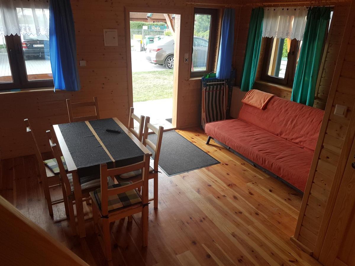 Cztery Pory Roku Villa Sarbinowo Luaran gambar